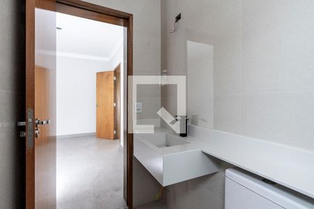 Casa à venda com 190m², 3 quartos e 3 vagasBanheiro da Suíte 2