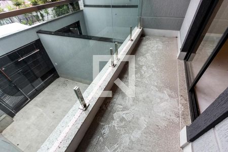 Casa à venda com 190m², 3 quartos e 3 vagasVaranda da Sala