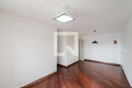 Sala de apartamento para alugar com 2 quartos, 70m² em Jardim Sonia, São Paulo