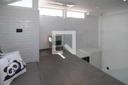 Apartamento para alugar com 100m², 1 quarto e 1 vagaCloset