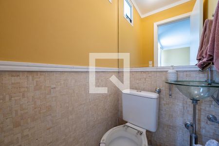 Casa de condomínio à venda com 240m², 3 quartos e 3 vagas Casa de condomínio à venda com 240m², 3 quartos e 3 vagasLavabo