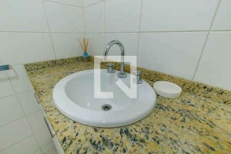 Apartamento à venda com 197m², 3 quartos e 2 vagasBanheiro Social