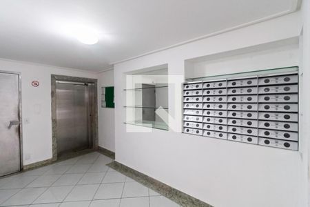 Apartamento à venda com 51m², 2 quartos e 2 vagasHall social