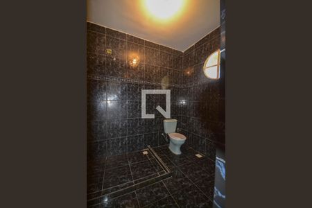 Casa para alugar com 550m², 2 quartos e 40 vagas Casa para alugar com 550m², 2 quartos e 40 vagasQuarto 2-Banheiro