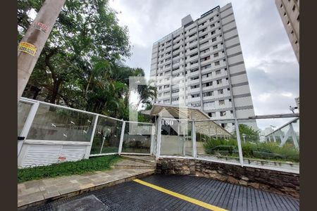 Apartamento à venda com 96m², 3 quartos e 1 vagaFachada