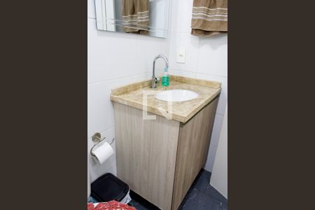 Apartamento à venda com 70m², 3 quartos e 2 vagas Apartamento à venda com 70m², 3 quartos e 2 vagasBanheiro