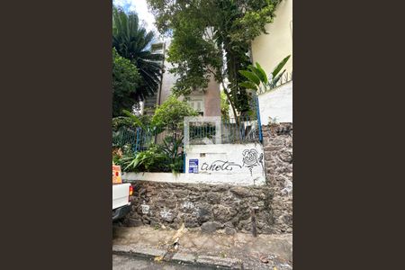 Apartamento à venda com 194m², 6 quartos e sem vagaFachada e Plaquinha