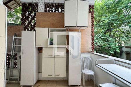 Apartamento à venda com 194m², 6 quartos e sem vagaÁrea de Serviço