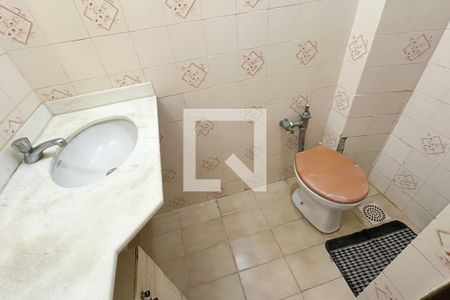 Apartamento à venda com 194m², 6 quartos e sem vagaBanheiro 2