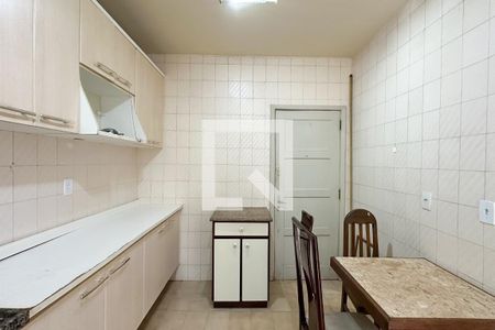 Apartamento à venda com 194m², 6 quartos e sem vagaCozinha 2