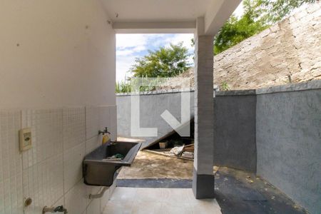 Casa à venda com 150m², 3 quartos e 4 vagas Casa à venda com 150m², 3 quartos e 4 vagasÁrea de Serviço