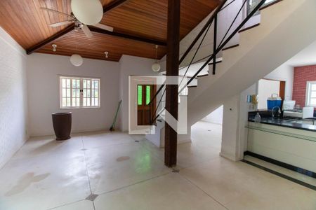 Sala de casa à venda com 3 quartos, 150m² em Muriqui, Niterói