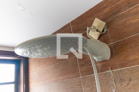 Casa à venda com 150m², 3 quartos e 4 vagas Casa à venda com 150m², 3 quartos e 4 vagasBanheiro Social