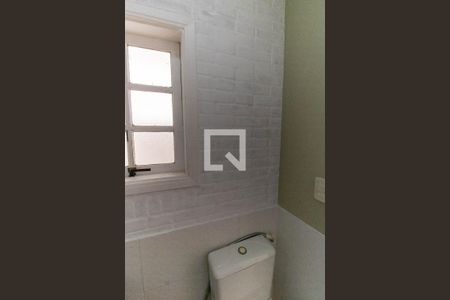 Casa à venda com 150m², 3 quartos e 4 vagas Casa à venda com 150m², 3 quartos e 4 vagasLavabo