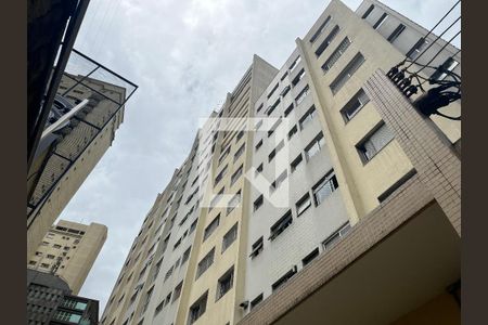 Apartamento à venda com 75m², 2 quartos e 1 vagaFachada