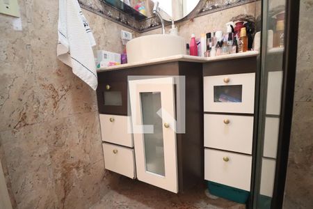 Apartamento à venda com 160m², 3 quartos e 3 vagasBanheiro do Quarto 1