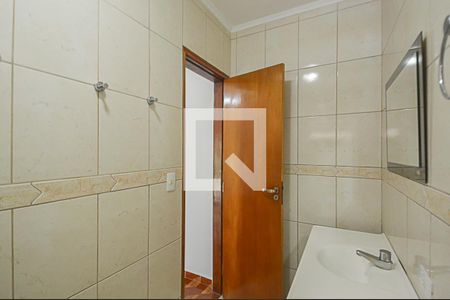 Casa à venda com 190m², 3 quartos e 2 vagas Casa à venda com 190m², 3 quartos e 2 vagasBanheiro da Suíte