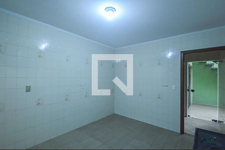 Casa à venda com 190m², 3 quartos e 2 vagas Casa à venda com 190m², 3 quartos e 2 vagasCozinha