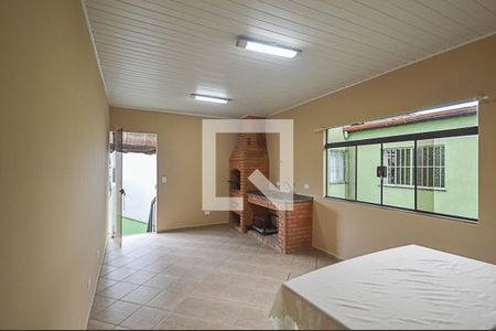 Casa à venda com 190m², 3 quartos e 2 vagas Casa à venda com 190m², 3 quartos e 2 vagasChurrasqueira