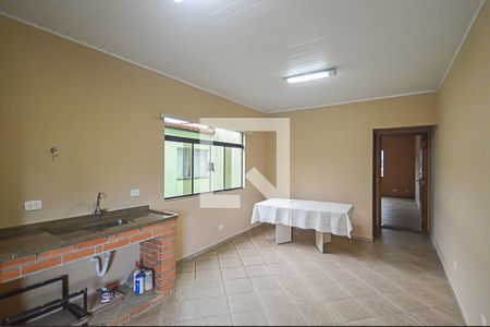 Casa à venda com 190m², 3 quartos e 2 vagas Casa à venda com 190m², 3 quartos e 2 vagasChurrasqueira