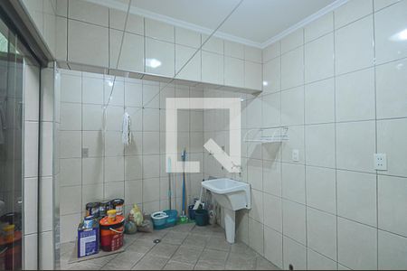 Casa à venda com 190m², 3 quartos e 2 vagas Casa à venda com 190m², 3 quartos e 2 vagasÁrea de Serviço