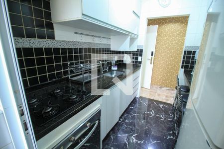 Cozinha de apartamento para alugar com 3 quartos, 76m² em Vila Regente Feijó, São Paulo