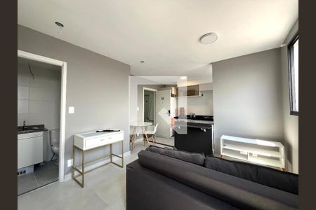 Sala de apartamento para alugar com 1 quarto, 36m² em Vila Mira, São Paulo