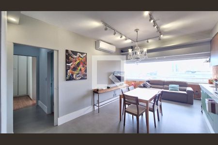 Sala/Cozinha de apartamento para alugar com 2 quartos, 67m² em Parque Industrial Tomas Edson, São Paulo