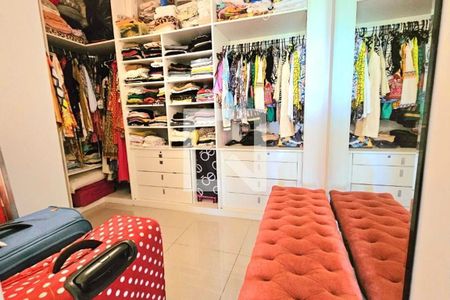 Apartamento à venda com 130m², 4 quartos e 2 vagas