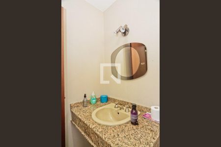 Casa à venda com 441m², 4 quartos e 8 vagasLavabo