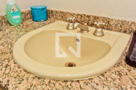 Casa à venda com 441m², 4 quartos e 8 vagasLavabo