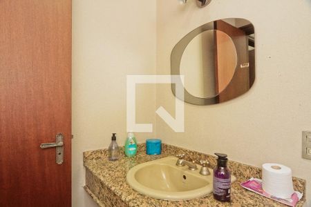 Casa à venda com 441m², 4 quartos e 8 vagasLavabo