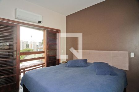 Casa à venda com 441m², 4 quartos e 8 vagasSuíte 1