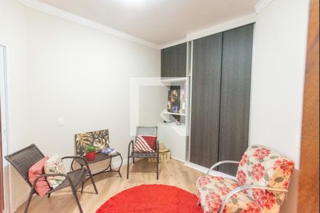 Casa de condomínio à venda com 230m², 3 quartos e 5 vagasSuíte 2