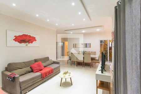 Sala de casa de condomínio à venda com 3 quartos, 230m² em Swiss Park, Campinas