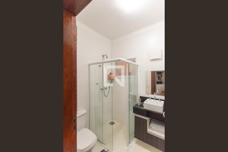 Casa de condomínio à venda com 230m², 3 quartos e 5 vagasBanheiro da Suíte 2