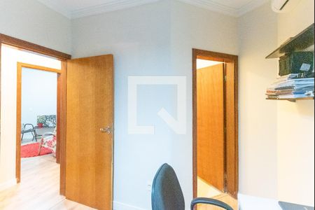 Casa de condomínio à venda com 230m², 3 quartos e 5 vagasSuíte 3