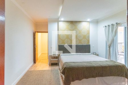 Casa de condomínio à venda com 230m², 3 quartos e 5 vagasSuíte 1