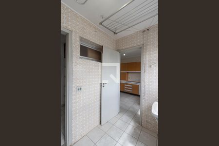 Apartamento à venda com 110m², 3 quartos e 1 vagaÁrea de Serviço