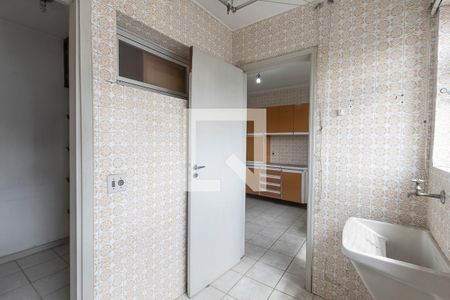 Apartamento à venda com 110m², 3 quartos e 1 vagaÁrea de Serviço