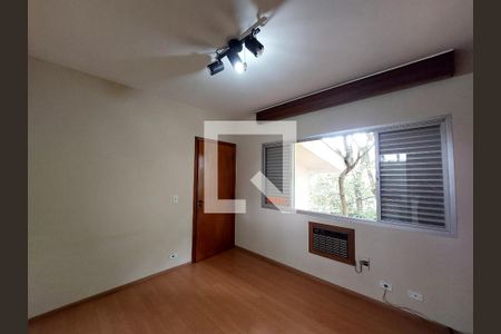 Casa para alugar com 570m², 4 quartos e 5 vagasQuarto 1