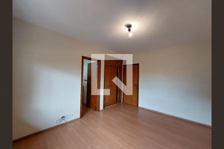 Casa para alugar com 570m², 4 quartos e 5 vagasQuarto 2