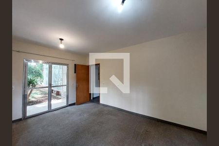 Casa para alugar com 570m², 4 quartos e 5 vagasEscritório