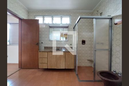 Casa para alugar com 570m², 4 quartos e 5 vagasBanheiro3 Quartos 2e3