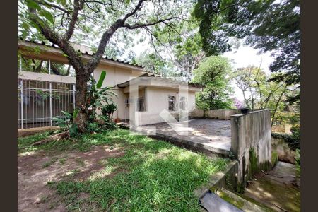 Casa para alugar com 570m², 4 quartos e 5 vagasQuintal