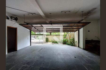 Casa para alugar com 570m², 4 quartos e 5 vagasGaragem