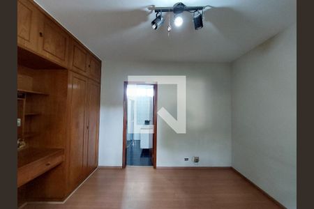 Casa para alugar com 570m², 4 quartos e 5 vagasQuarto 1