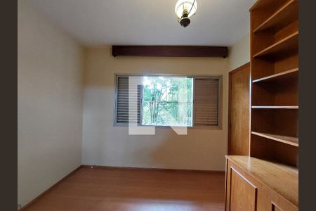 Casa para alugar com 570m², 4 quartos e 5 vagasQuarto 4