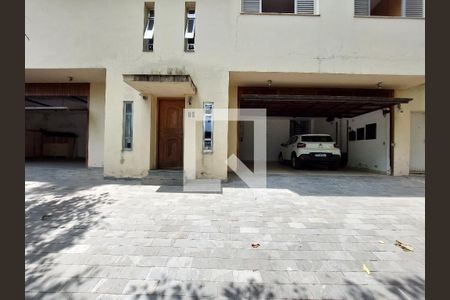 Casa para alugar com 570m², 4 quartos e 5 vagasGaragem