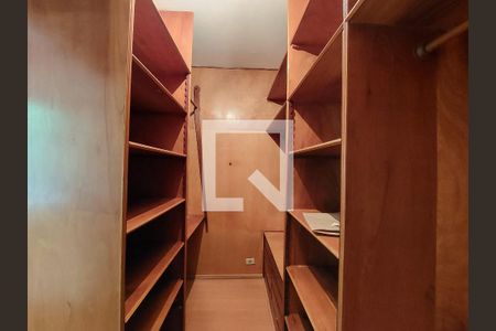 Casa para alugar com 570m², 4 quartos e 5 vagasQuarto 3